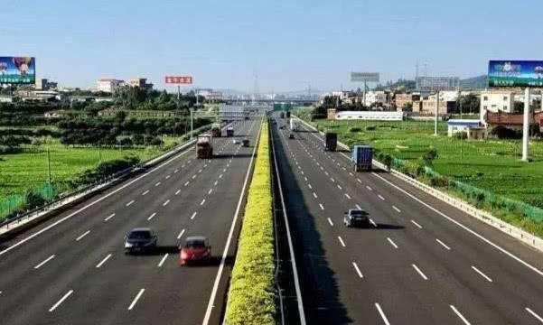 为啥跑完高速汽车开着更顺手？原来是这个原因！