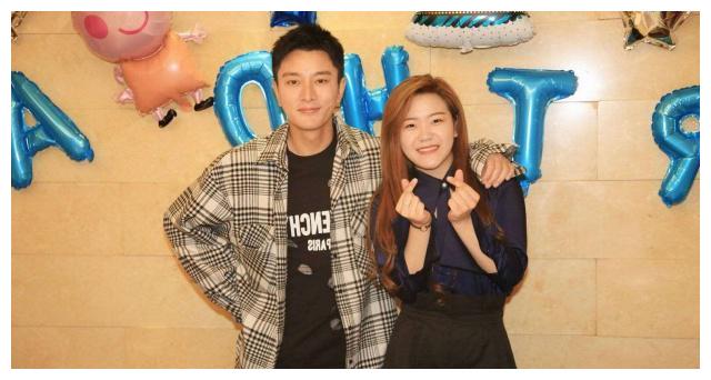 贾乃亮新女友曝光,生日聚会未见李小璐身影,两人已离婚?