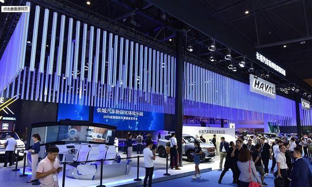 电动车扎堆发布，一体式大屏泛滥！从成都车展看汽车新趋势