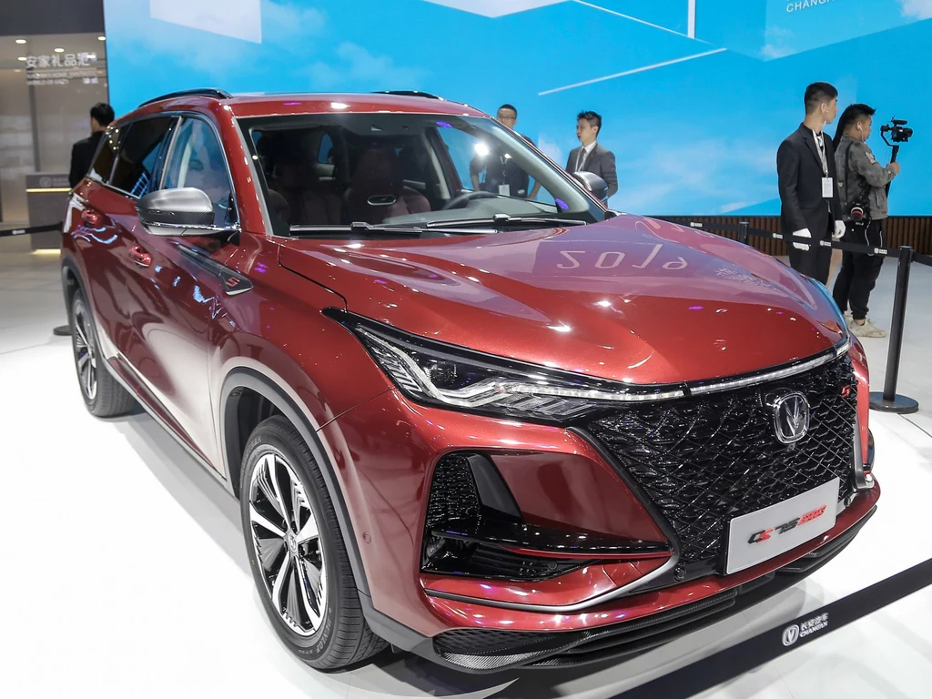 ����CS75PLUS�������У�����2.0T+����8AT��Ŀ����������H6