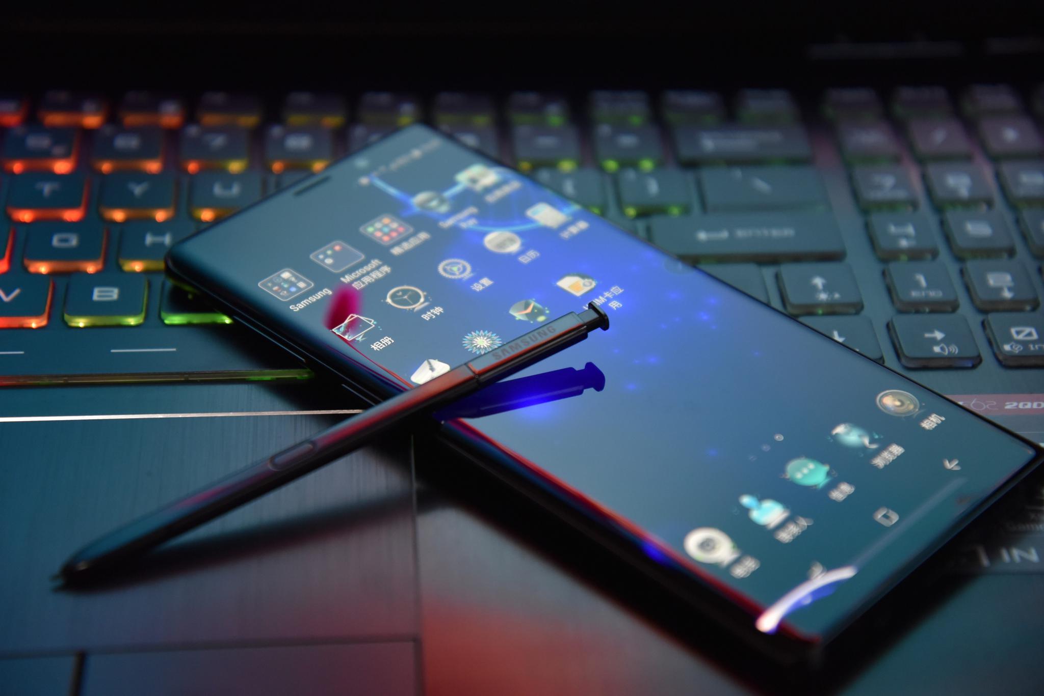三星note9原生壁纸提取,三星note20原生壁纸 三星galaxy note9美图赏析:旗舰自然就有旗舰样!