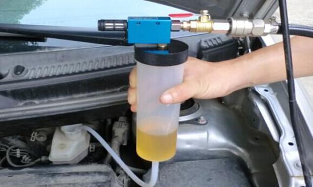 汽车保养就是换机油？如果这4个零件都不换，保养钱就打水漂了