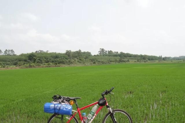 《海南岛海岸线骑行旅游记》海南东线最精华的海岸路线