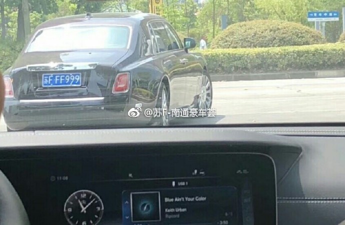 速递!新鲜的“劳斯莱斯“资讯全在这，看我就够了