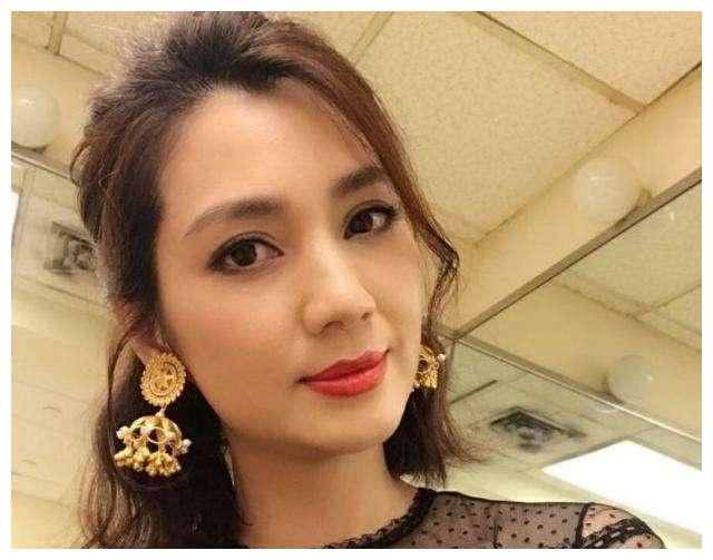 张丹峰疑出轨最新老婆!资讯洪欣a老婆出面回应草堂老婆闫寒冯原高中图片