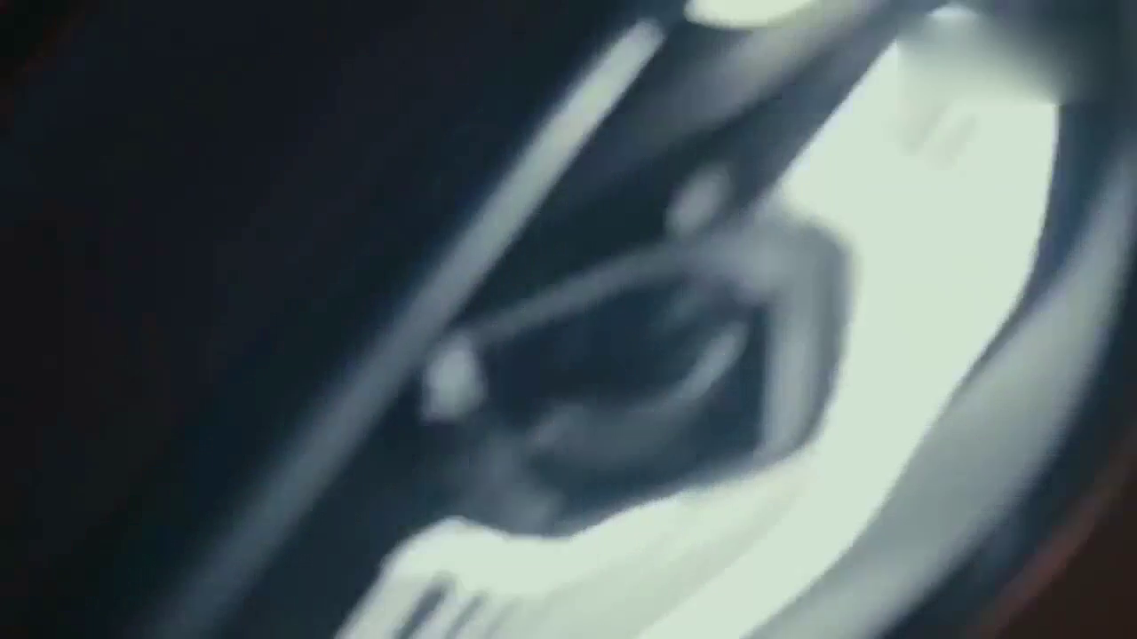 宝马概念跑车，看到霸气的车头，就已让人大爱