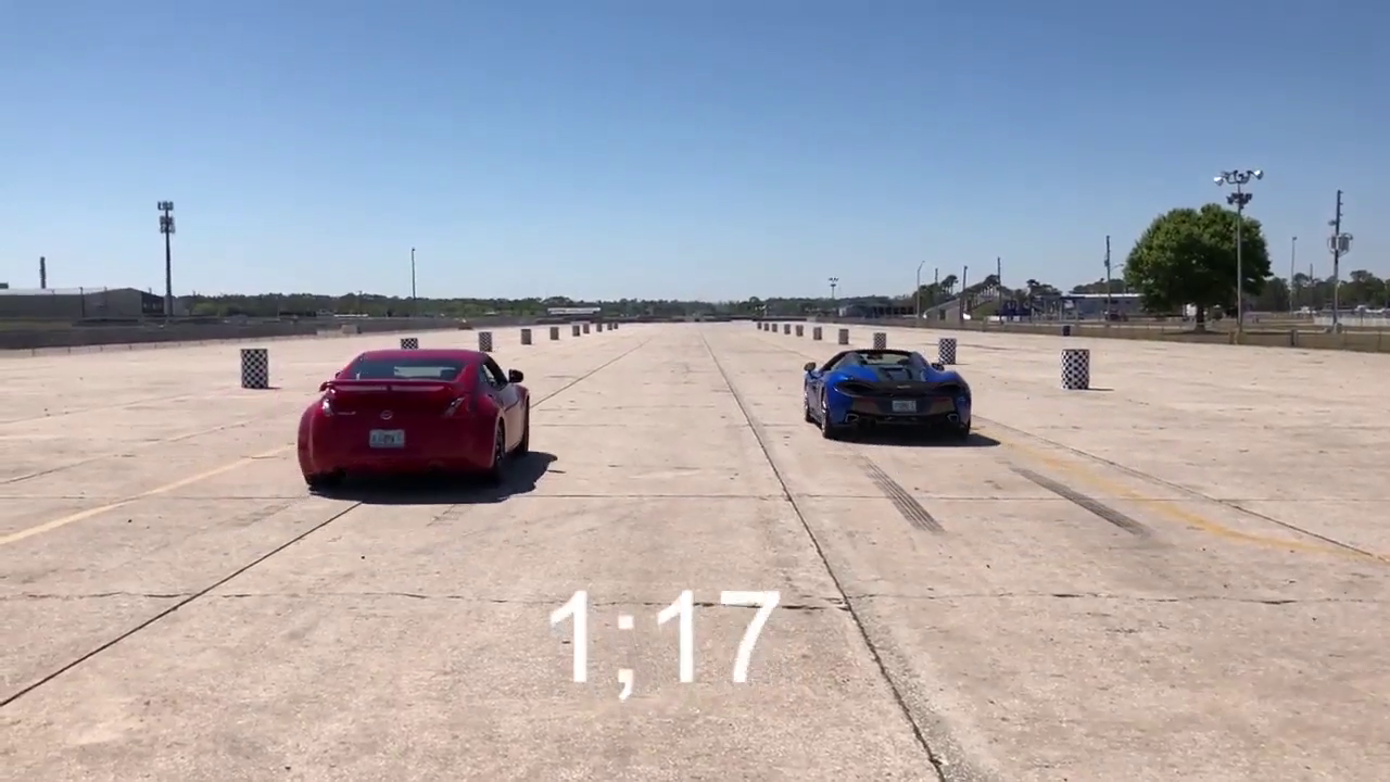 跑车与超跑的差距，日产GTRvs迈凯伦直线加速赛