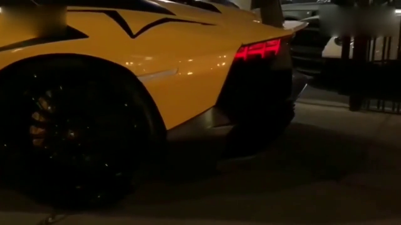 跑车造不造不需要太多数据，只要看这地方就能看出来