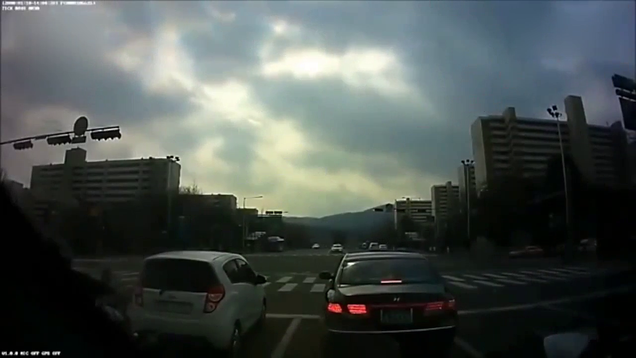 电动车上路也疯狂，最后一个更厉害