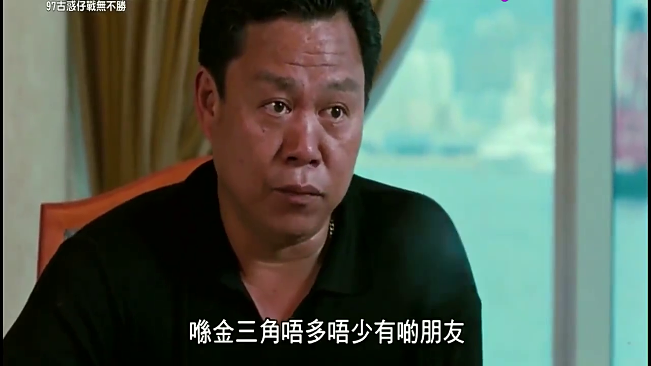 一根雪茄的巅峰,就是被万梓良叼在嘴里,这气场真没谁