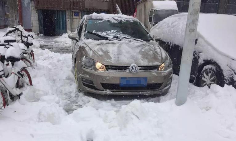 雪天室外停车，最好做到这些，不然爱车分分钟会被冻到报废