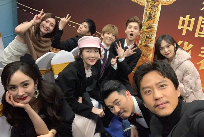 邓超发微博宣布和鹿晗解除父子关系, 原因要笑