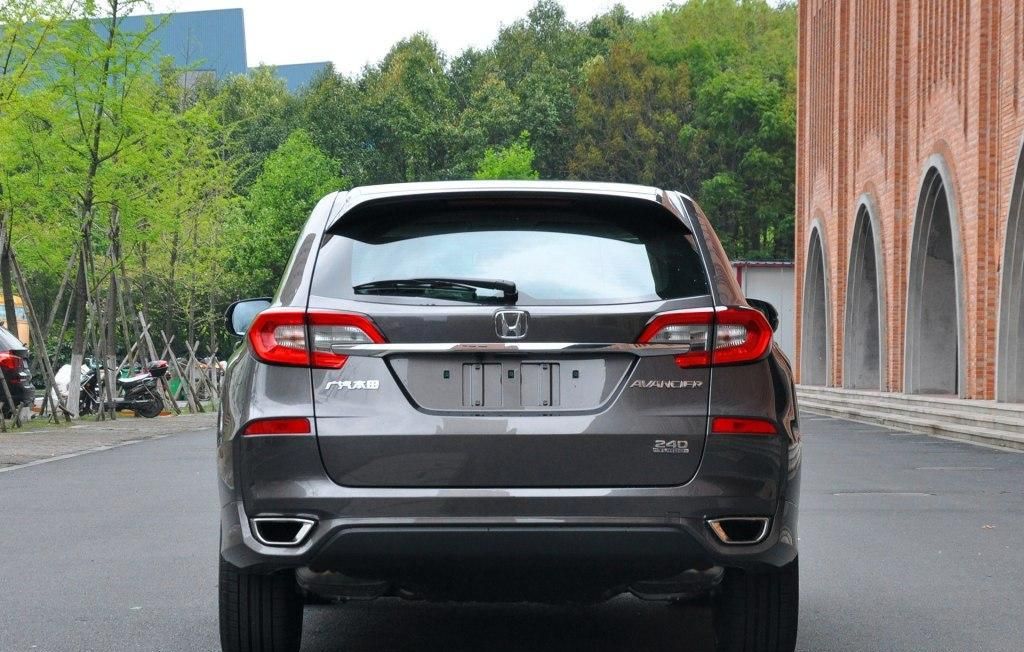 近期“30-50万中型车“动态汇总，都在这个专题里