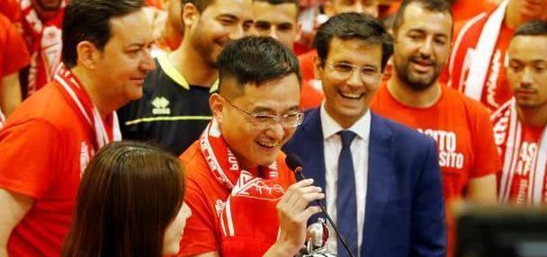 韦世豪绯闻东家遭吊打！5分钟崩盘＋0-3惨败 被彻底打回原形