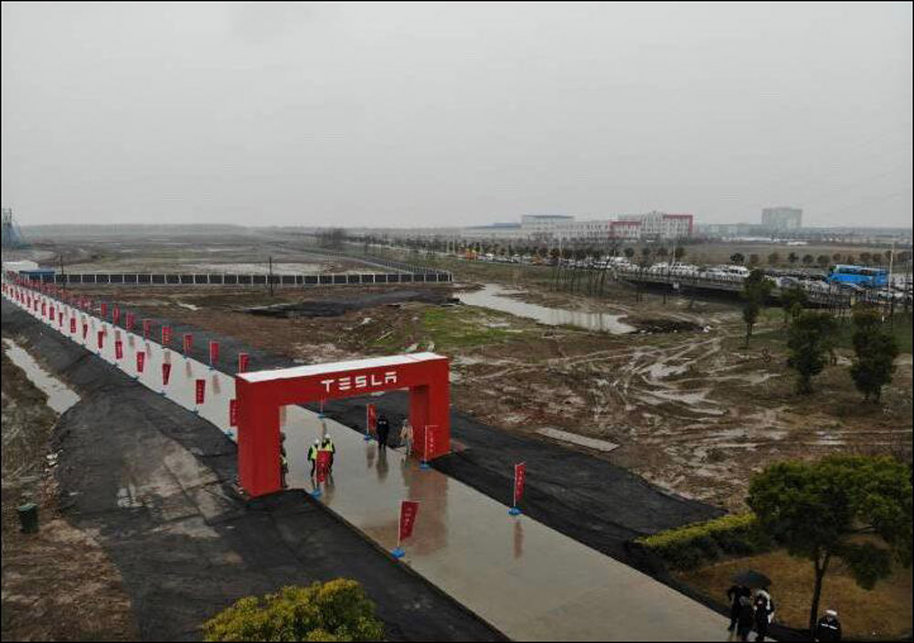 特斯拉上海超级工厂开工:马斯克站台,年产50万