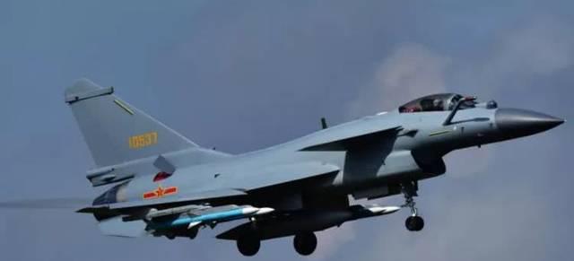 这款战机是未来中国空军的顶梁柱,第三批75架