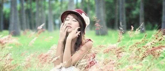最新版早安漂亮美女问候图片,最美早上好带字带祝福的美女表情图