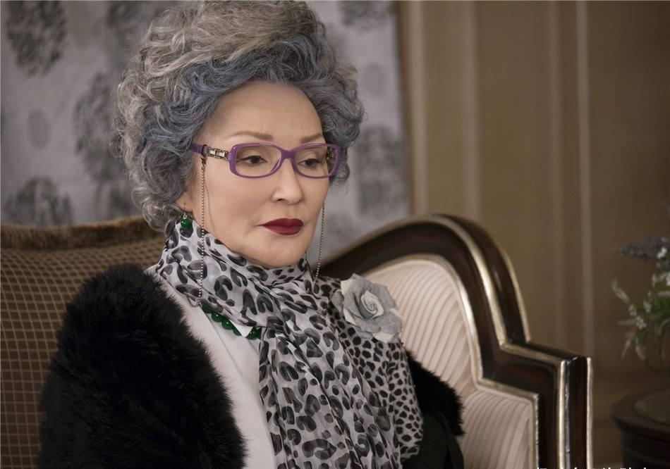 在家安装摄像头，发现公婆带的小孩可怜啊！