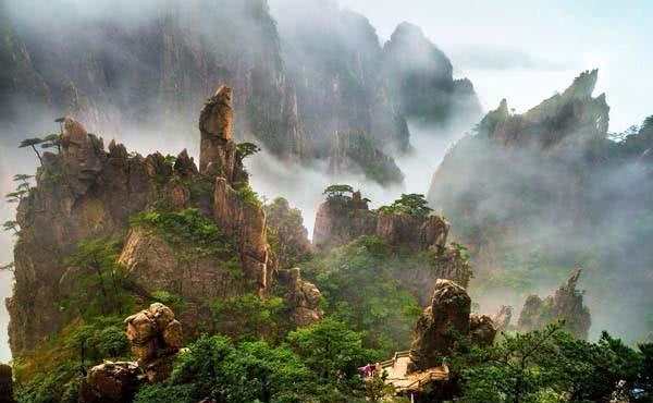 中国5a级景区排行榜:九寨沟排名第三,第一名简直是实至名归