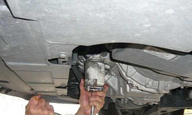 十年老修车工提醒：保养车别碰这3大禁区，小心越保养车坏得越快