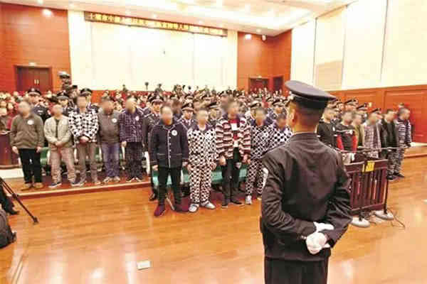 2个黑恶团伙火拼:老大殒命,41人被抓已审31人!