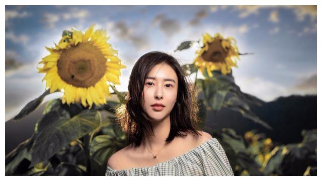 她号称“中国第一女车模”，曾与男篮国手夜不归宿，如今嫁入豪门