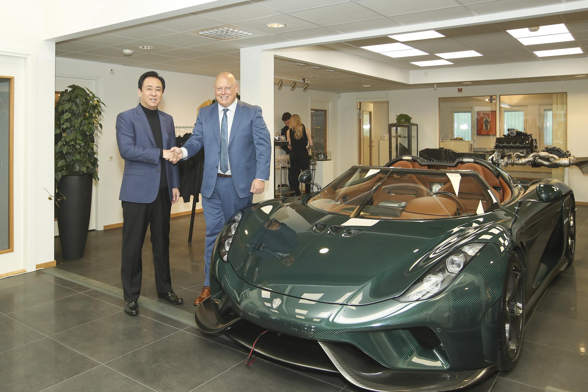 许家印瑞典行第二站:造访柯尼赛格总部多项黑