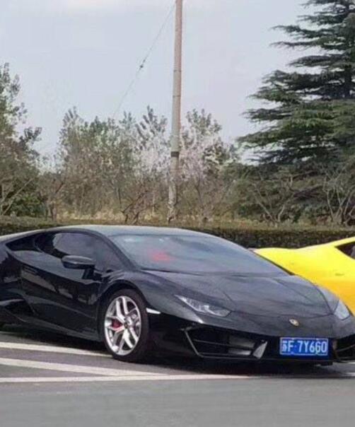 南通海门街头实拍兰博基尼飓风跑车，回头率100%！