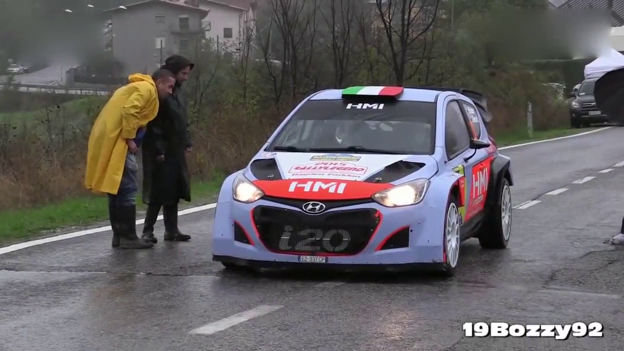 实力选手 现代i20 WRC赛车劈弯秀加速