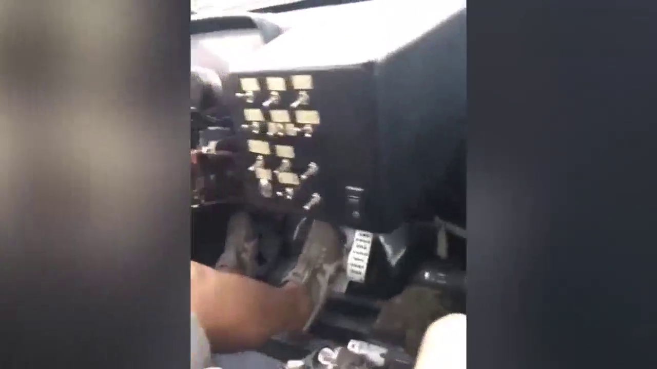 兄弟问我坐过跑车吗，我说没有