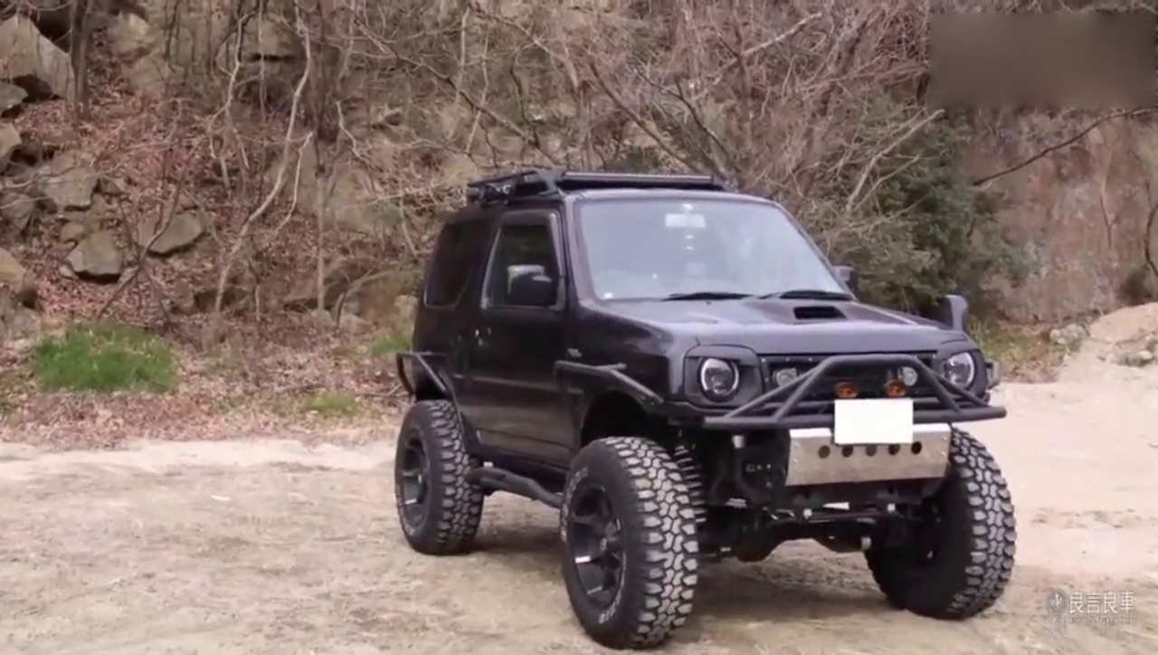 黑色铃木吉姆尼重度改装车鉴赏