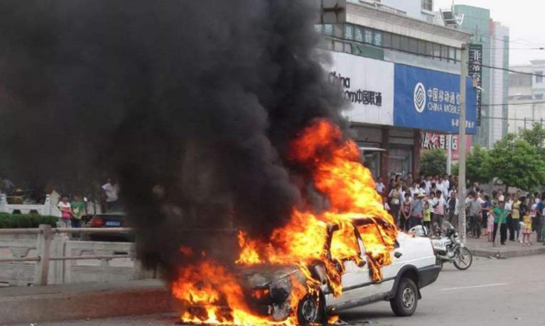 买什么保险都别买这3种，费钱不说还用不上，简直是在交智商税！