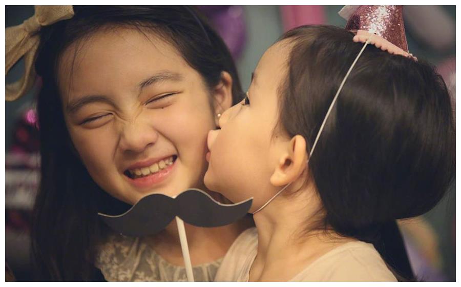黄磊的二女儿为什么比老大顽皮，也许你的家庭里也有这样的原因