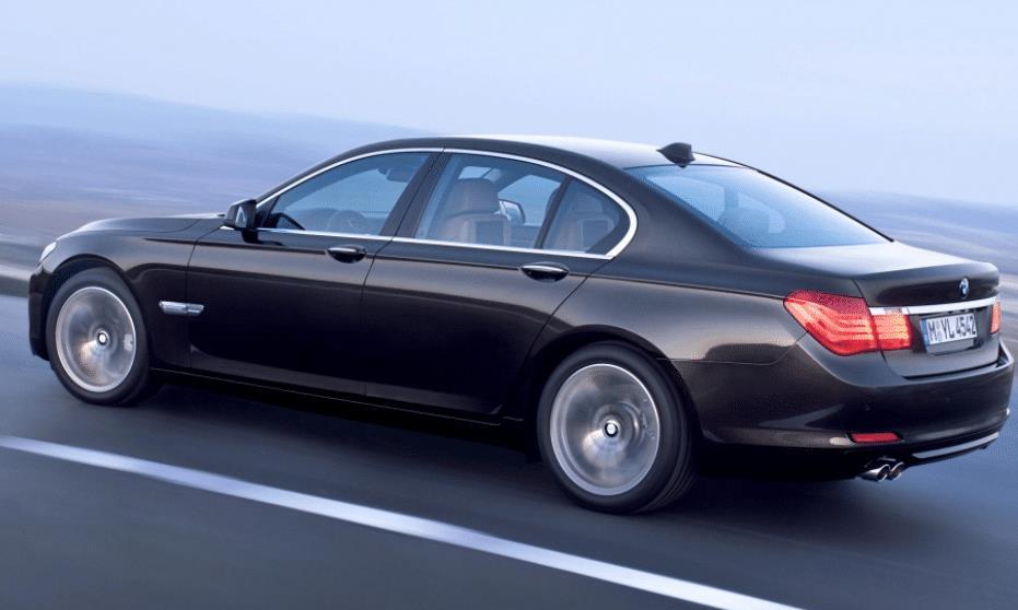 车子跑了6万公里，这4个零件还不换？维修工：想换车你就直说