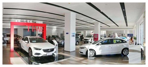 买车交完定金后4S店翻脸不认账,车主付尾款时,店员:很后悔!