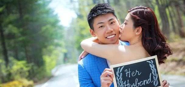 TVB新闻之花拿到10年服务金牌即离巢，转换发型称不想作息不规律