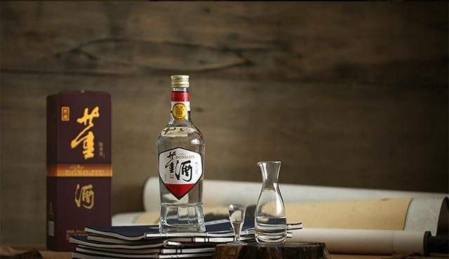 老酒排行榜_世界上最奢华的八种名酒,中国三大老酒上榜,国酒茅台只能排第五