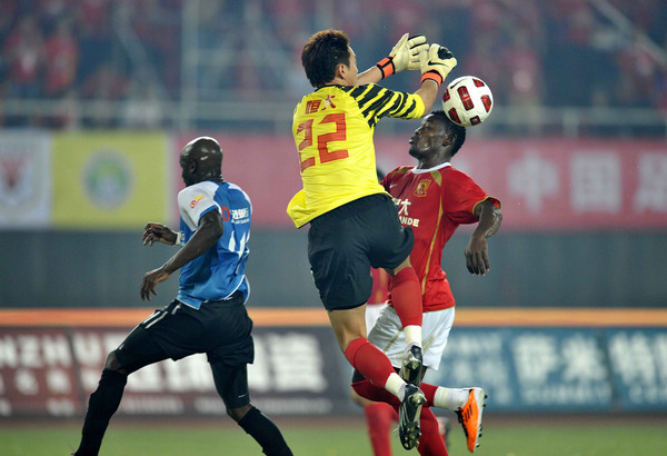 球老照片:2011年4月2日中超第1轮广州恒大1比