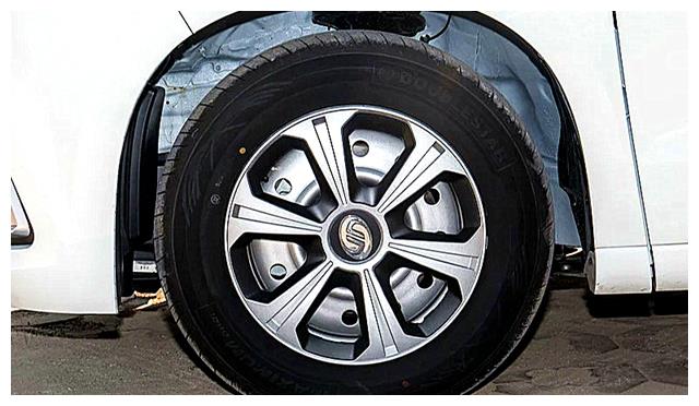 15万喜提“伪豪车”,看见以为值70万,开5000公里后车主有话说