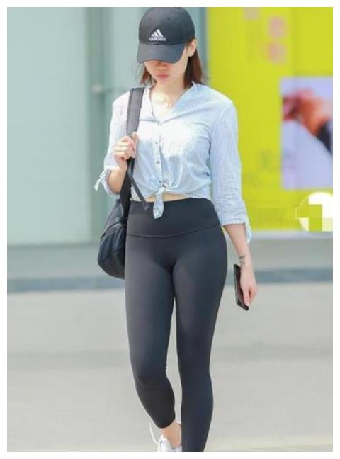 摄影:富有活力的女孩,秀出青春活力范,是别样的风采