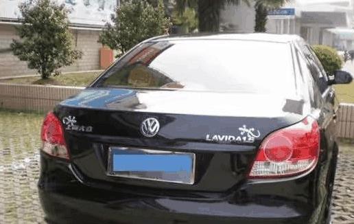 车尾的壁虎有什么含义?听老司机说完,网友:不觉明历