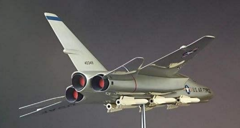 轻型单发战斗机打不过重型双发战斗机的原因是