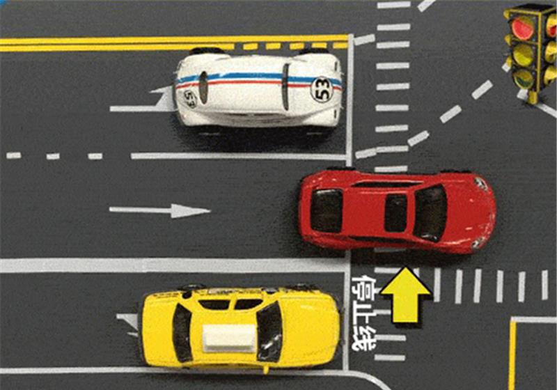 闯黄灯有了新规定?交警:黄灯时再这么开车,见一个罚一个!