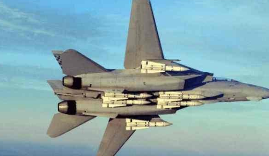 轻型单发战斗机打不过重型双发战斗机的原因是