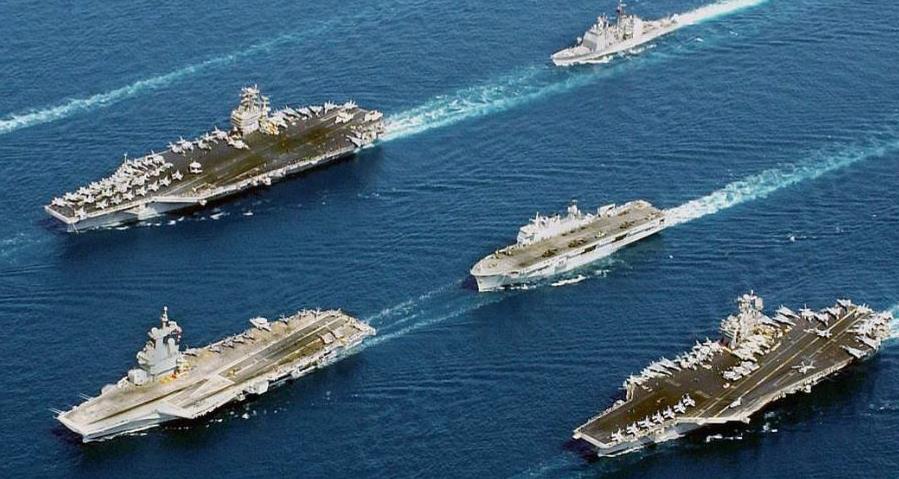 如果美国三个航母编队同时逼近中国,中国海军