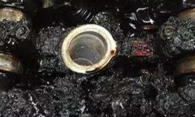 全合成机油1万公里才换一次修车工想发动机大修你就继续