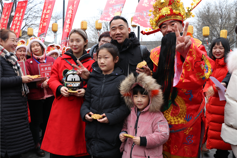 永兴坊正月初五 接福纳祥 迎财神