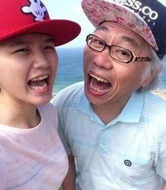 60岁的李坤城20岁女友表白：6年来，爱你不变