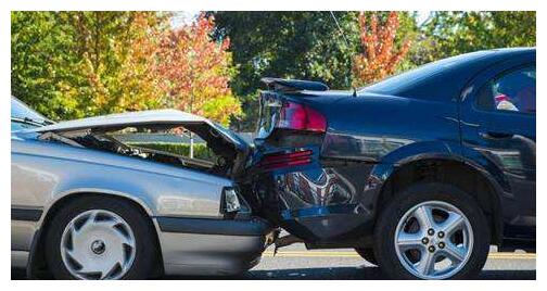 出了事故，保险公司就等你的一句话，老司机：小心不要被坑了