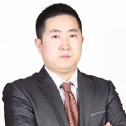 策略家张伟